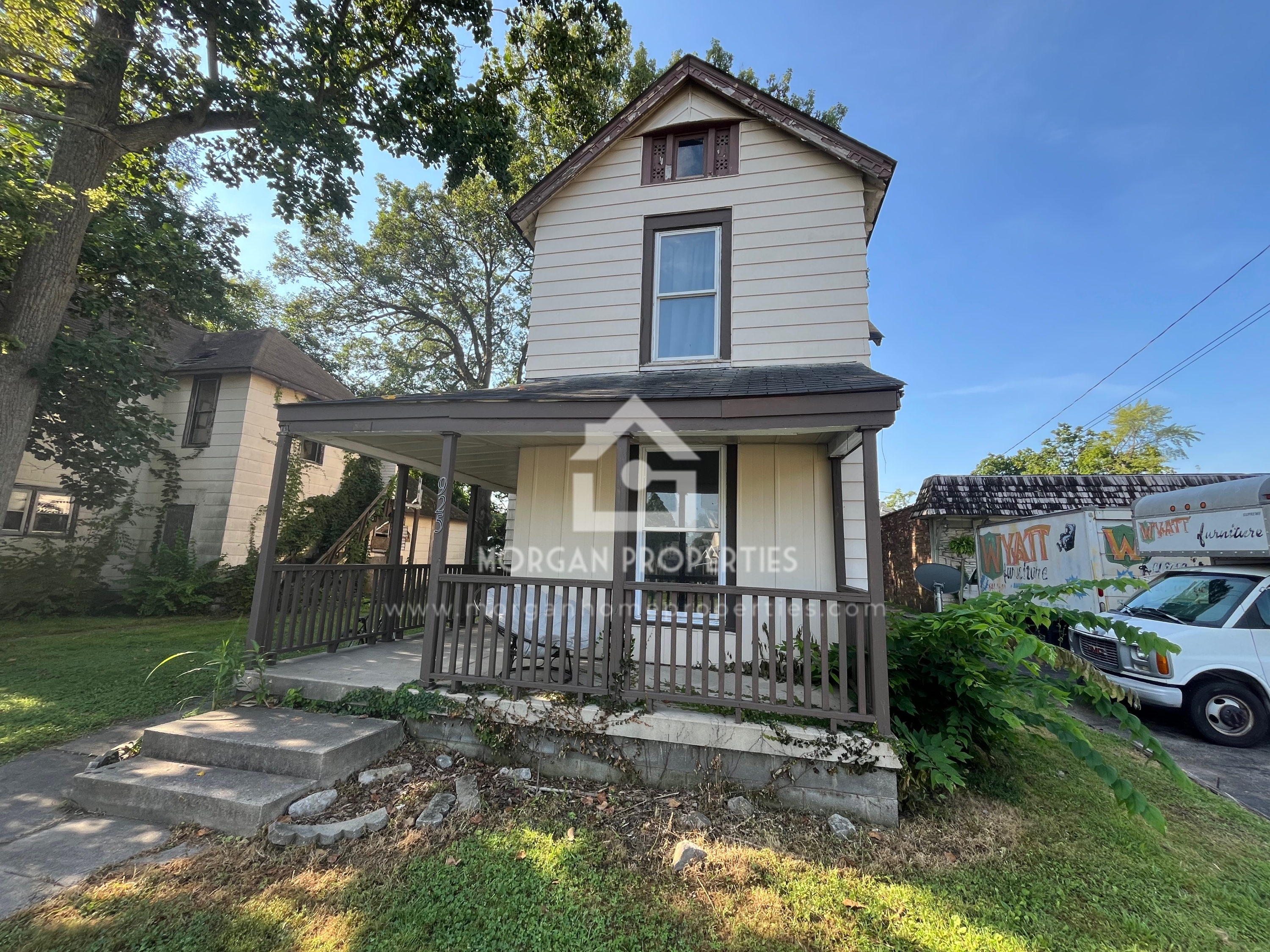 925 West 5th Street - 1
