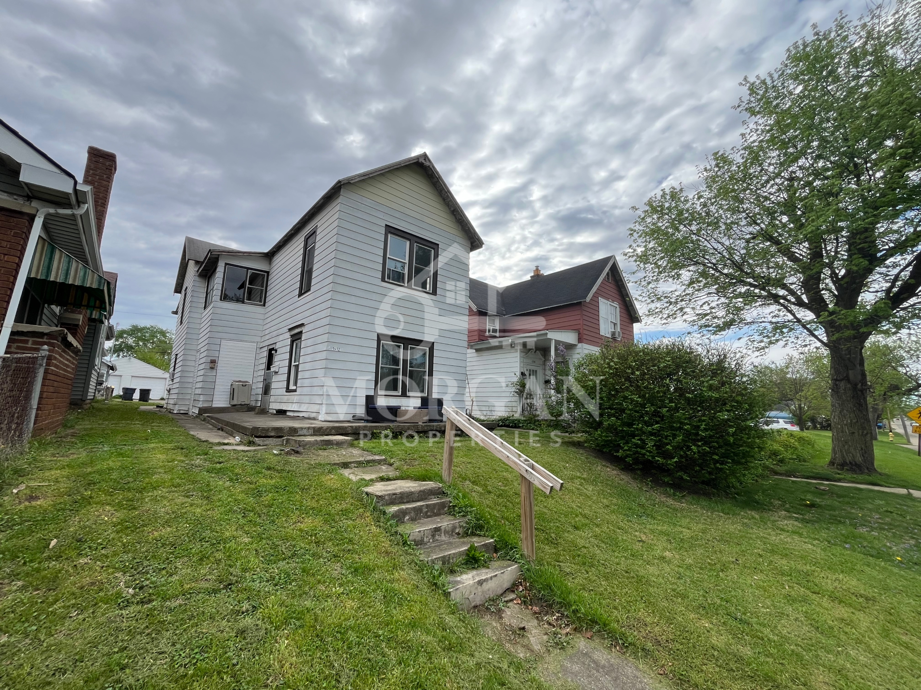 1712 Main Street