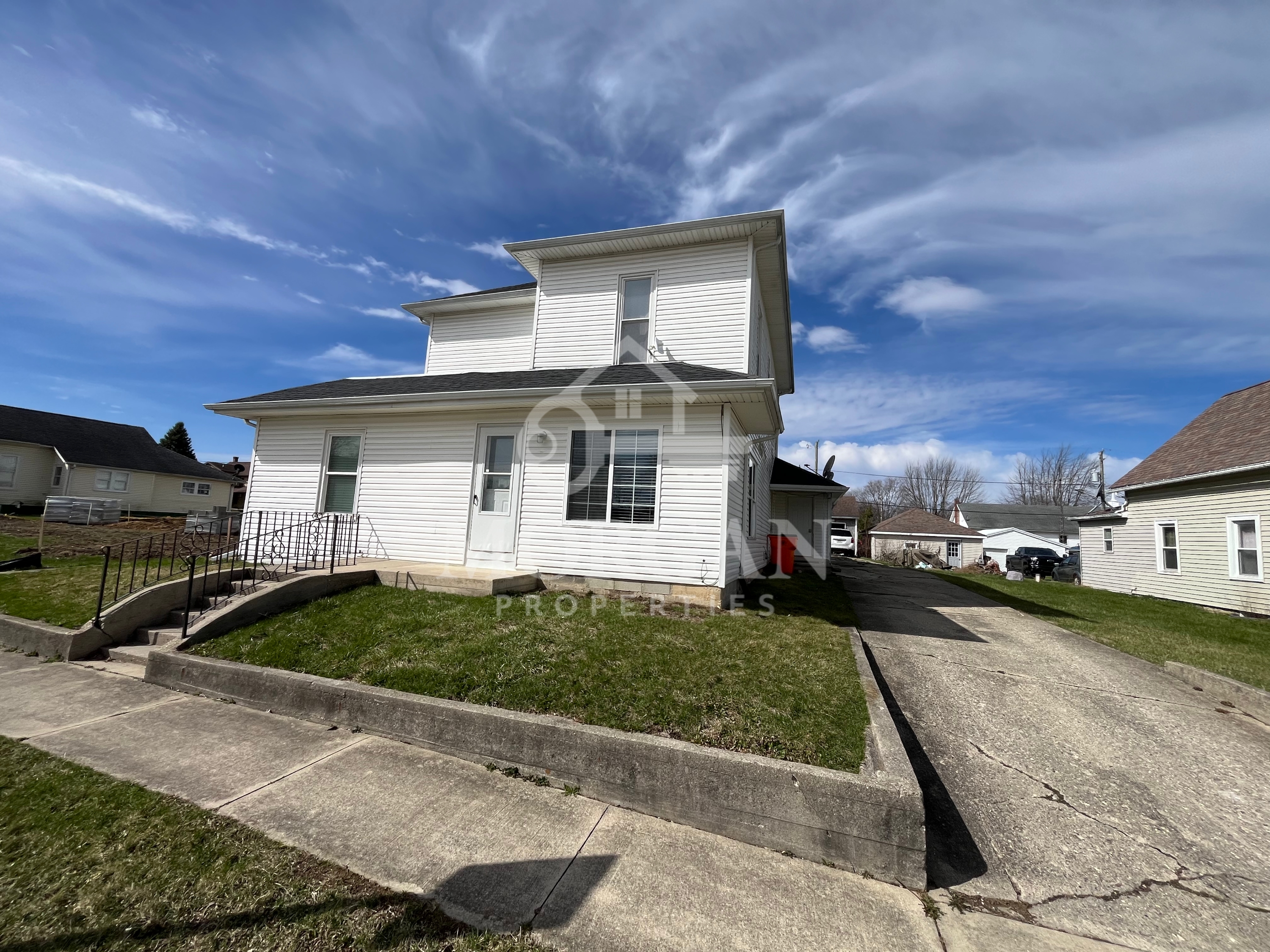 307 South Main Street (FRONT UNIT)