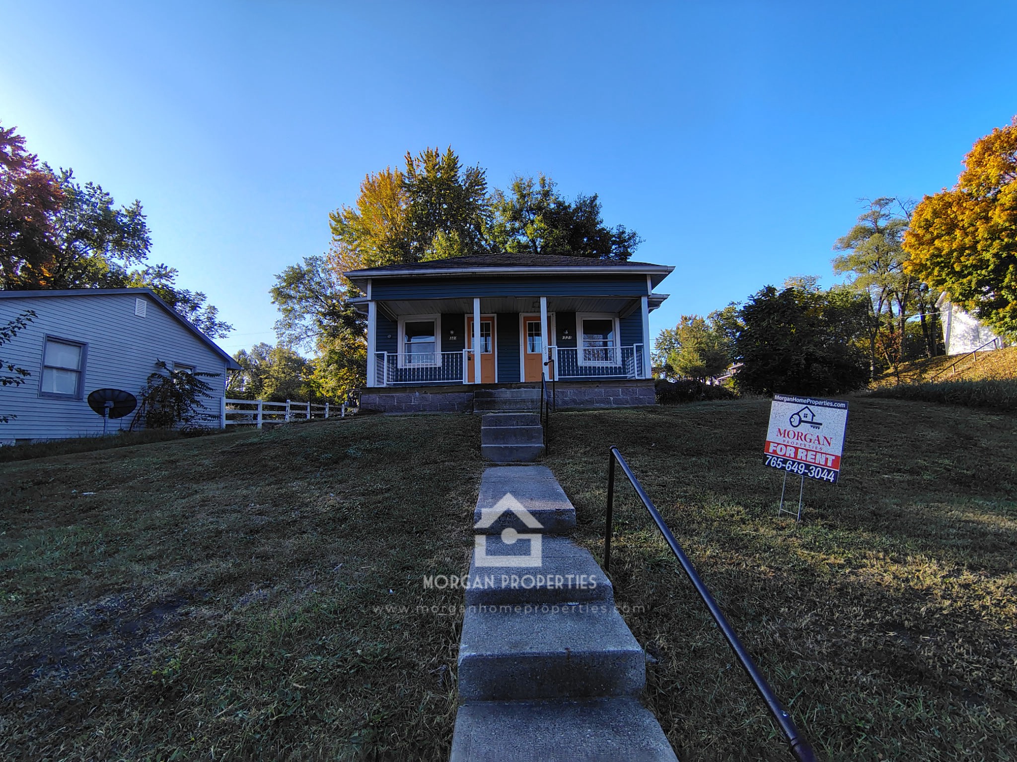 1323 Hst W 10th Street